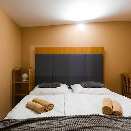 Dovolenkovy Dom Nad Hladinou * Liptovský Mikuláš